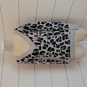 EXPRESS medium v neck cotton sweater